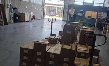 Alquiler deposito de 1380 m2 en predio con seguridad Villa Ballester San Martin