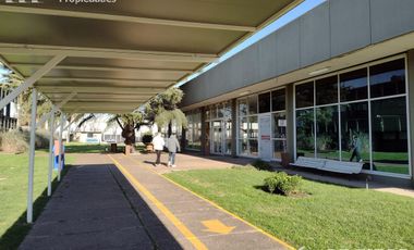 Alquiler deposito de 1380 m2 en predio con seguridad Villa Ballester San Martin