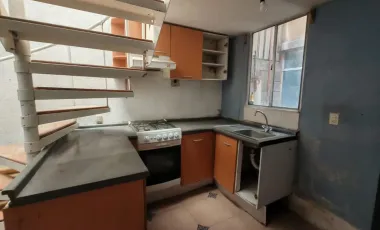 Casa en venta en Ciudad Galaxia los Reyes, Chicoloapan, México
