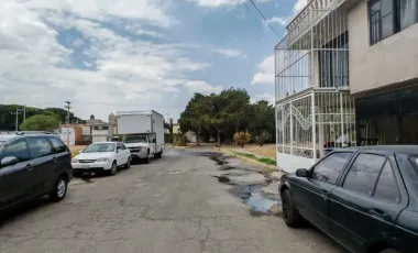 Casa en venta en Ciudad Galaxia los Reyes, Chicoloapan, México