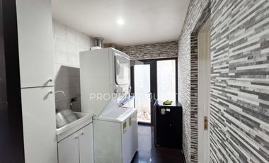 VENTA AMPLIA CASA 6D+4B CON PISCINA ANDALUE