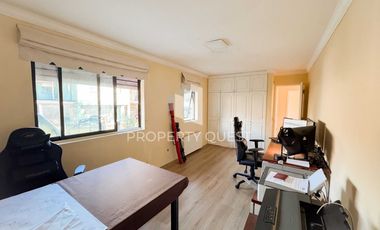 VENTA AMPLIA CASA 6D+4B CON PISCINA ANDALUE