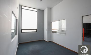 Oficina amplia en alquiler y venta Categoría Microcentro