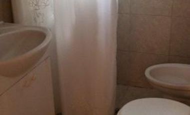 Chalet 3 ambientes con parquee y garage sobre lote de 380m2 en Bosque Alegre