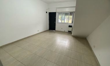 Departamento en alquiler 2 ambientes en Florencio Varela