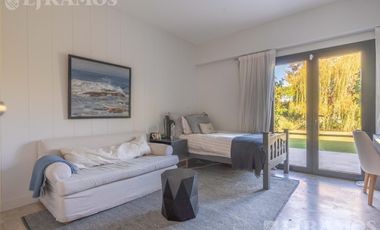 Casa con 4 dormitorios en venta en EL GOLF
