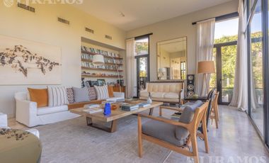 Casa con 4 dormitorios en venta en EL GOLF