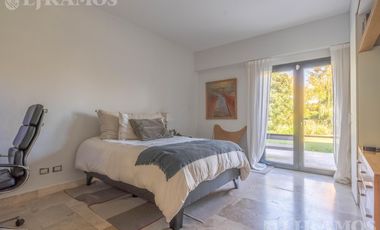 Casa con 4 dormitorios en venta en EL GOLF