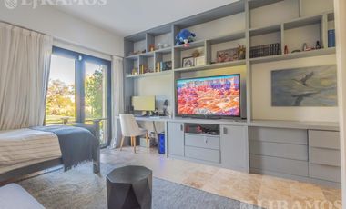 Casa con 4 dormitorios en venta en EL GOLF