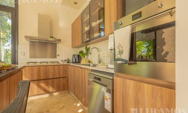 Casa con 4 dormitorios en venta en EL GOLF