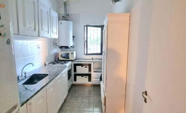 Venta casa en con PILETA Plottier