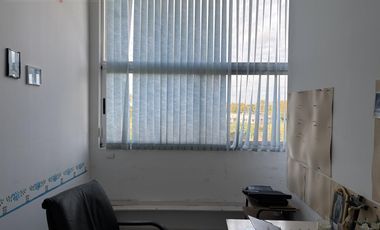 Venta y Alquiler Oficina 3 Amb Estación Pilará, Pilará
