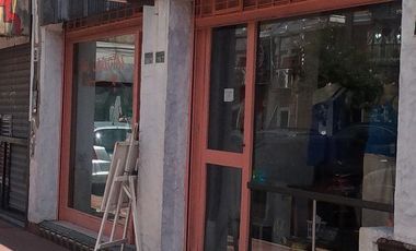 Local en  VENTA a metros de calle Constitucion