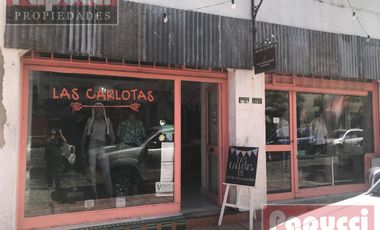 Local en  VENTA a metros de calle Constitucion