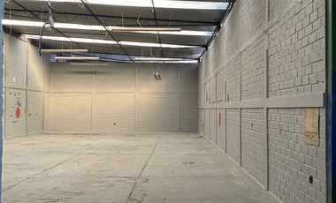 Bodega Renta 3,000 M², Construcción 4,000 M2 Terreno Zapopan Santana Tepetitlán