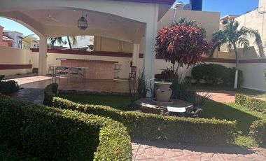 SE RENTA CASA EN FRACCIONAMIENTO CERRADO