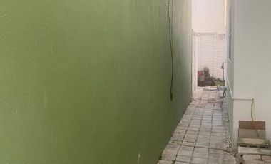 SE RENTA CASA EN FRACCIONAMIENTO CERRADO