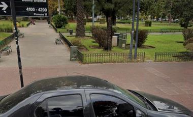 Alquiler Casona en Esquina - Ideal Gastronomía en el Corazón de Villa Devoto