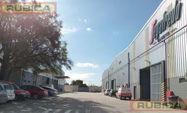 Alquiler Galpon 1.080 m2 en Complejo de depositos con seguridad - Pacheco - 2 modulos disponibles
