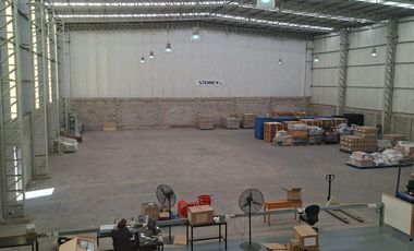 Alquiler Galpon 1.080 m2 en Complejo de depositos con seguridad - Pacheco - 2 modulos disponibles