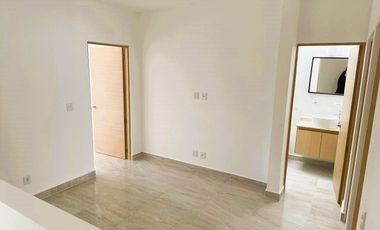 CASA EN RENTA EN LOMAS III