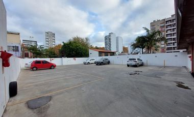DEPARTAMENTO 2 AMBIENTES CON BALCON EN CASEROS