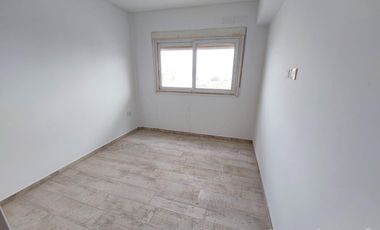 DEPARTAMENTO 2 AMBIENTES CON BALCON EN CASEROS