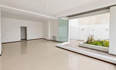 Local Comercial Alquiler Centro Villa Carlos Paz Planta Baja con Cocina Veneto 4