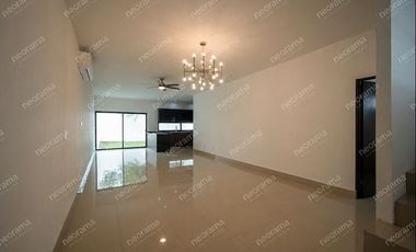 Casa en Renta Privada El Yerbaniz, Santiago Nuevo León