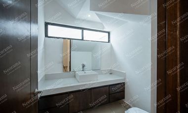 Casa en Renta Privada El Yerbaniz, Santiago Nuevo León