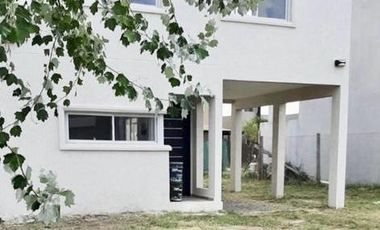 Casa en venta Barrio Laguna Azul Ezeiza Spegazzini