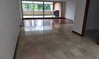 HERMOSO APARTAMENTO EN SECTOR EXCLUSIVO DEL POBLADO - LA CALERA