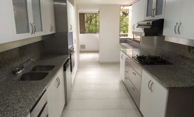 HERMOSO APARTAMENTO EN SECTOR EXCLUSIVO DEL POBLADO - LA CALERA