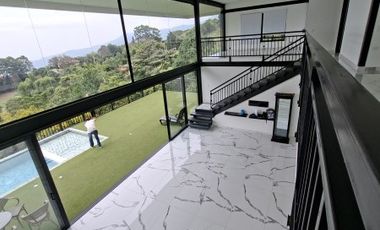 VENTA DE CASA INDEPENDIENTE EN DAPA