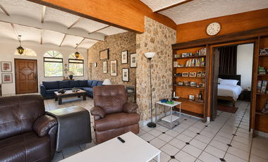 Casa en venta en Chapala | Vista al lago | Alberca y terrazas | Club de Golf