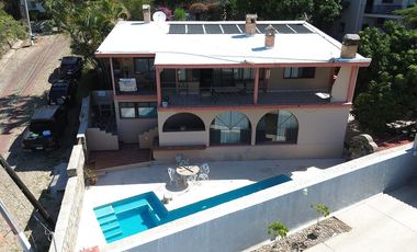 Casa en venta en Chapala | Vista al lago | Alberca y terrazas | Club de Golf
