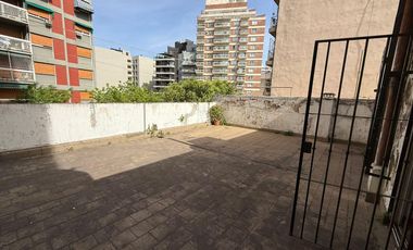 Rio de Janeiro 200, 2 Casas unidas, en lote propio, Almagro