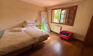 Rio de Janeiro 200, 2 Casas unidas, en lote propio, Almagro
