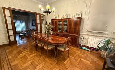 Rio de Janeiro 200, 2 Casas unidas, en lote propio, Almagro