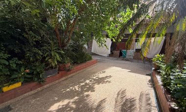 Rio de Janeiro 200, 2 Casas unidas, en lote propio, Almagro