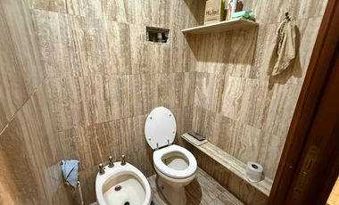 Rio de Janeiro 200, 2 Casas unidas, en lote propio, Almagro