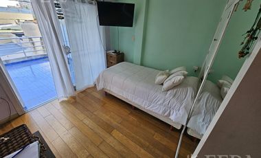Venta PH 4 ambientes con patio en Wilde