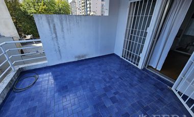Venta PH 4 ambientes con patio en Wilde