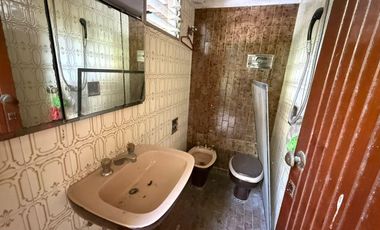 Rio de Janeiro 200, 2 Casas unidas, en lote propio, Caballito