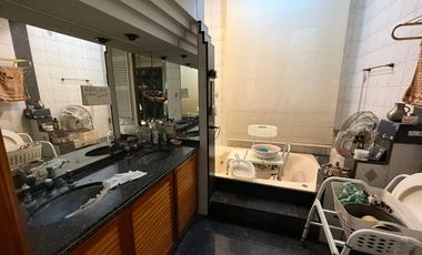Rio de Janeiro 200, 2 Casas unidas, en lote propio, Caballito