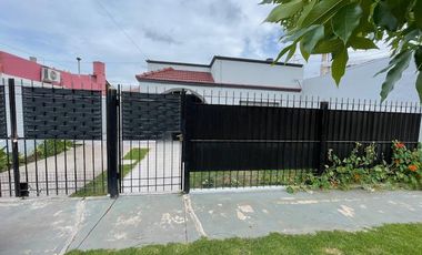 DOS CASAS EN VENTA!!!