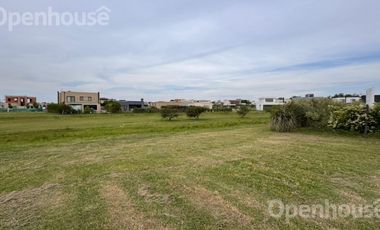 Venta lote en Barrio Santa Lucia