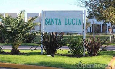 Venta lote en Barrio Santa Lucia