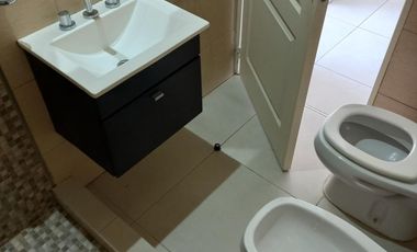 Departamento 2 ambientes con balcon  y cochera en san martin