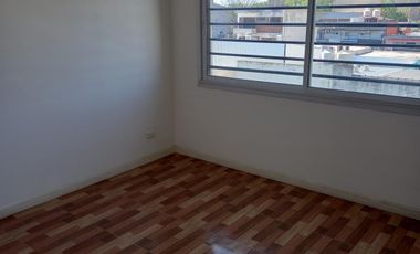Departamento 2 ambientes con balcon  y cochera en san martin